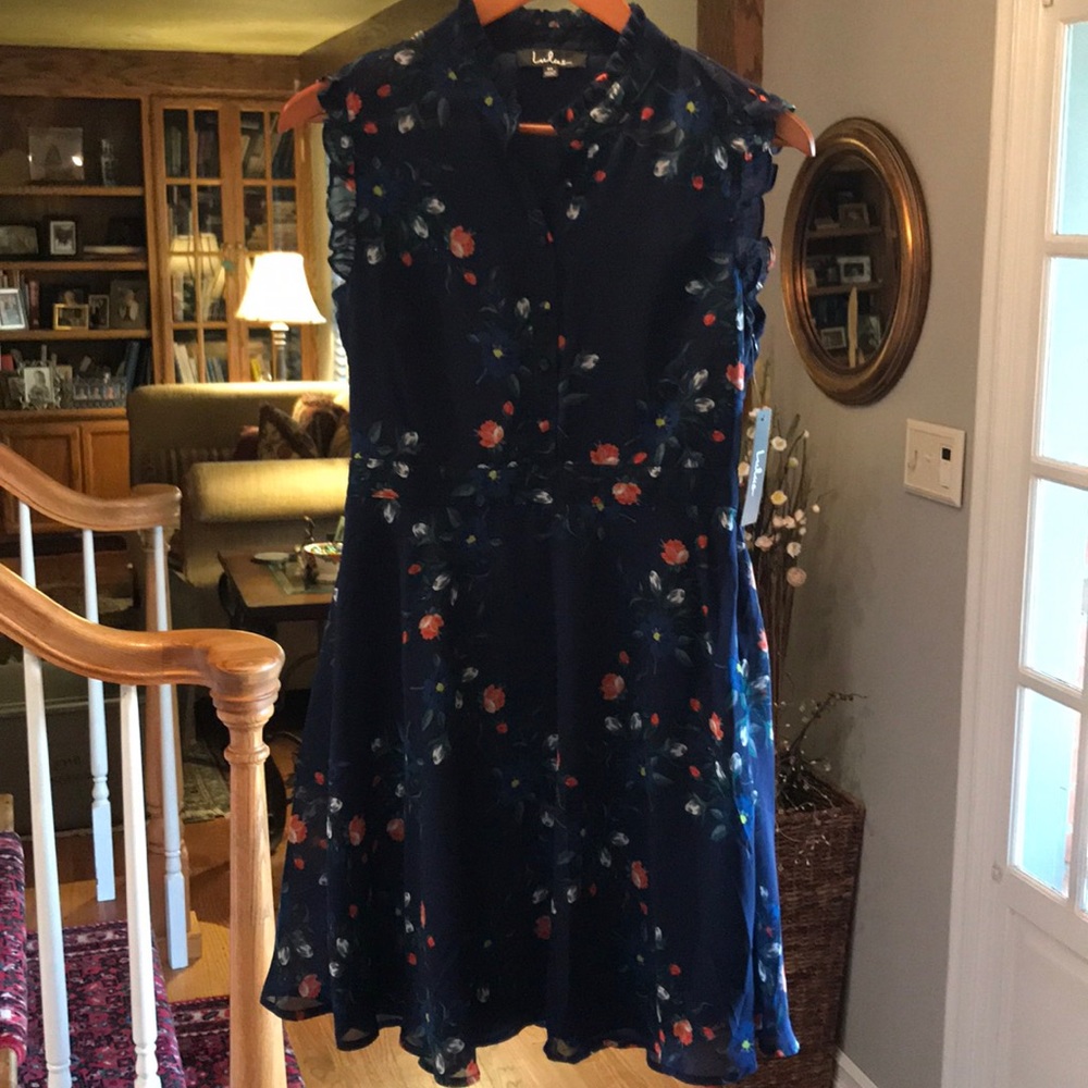 NWT Lulu’s navy blue with flowers sundress